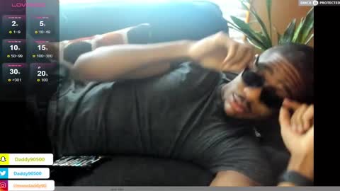 Snapshot of urnewdaddy90 chatting on 02-09-25, 09:28 Big Daddy online show from 02-09-25, 09:28