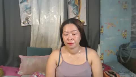 Snapshot of urpinay_singlemother chatting on 06-05-26, 07:08 urpinay_singlemother online show from 06-05-26, 07:08