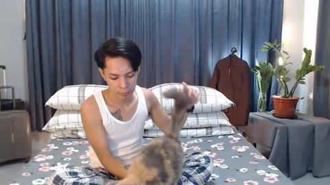 Mel online show from 02-25-25, 03:20