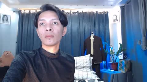 Mel online show from 02-28-25, 04:21