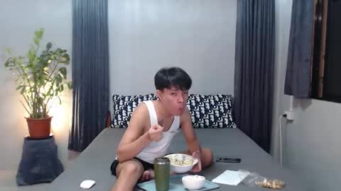 Mel online show from 12-21-25, 09:49