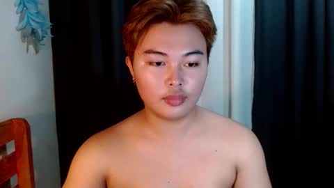 Snapshot of urpinoyjohnx chatting on 09-13-25, 02:28 urpinoyjohnx online show from 09-13-25, 02:28