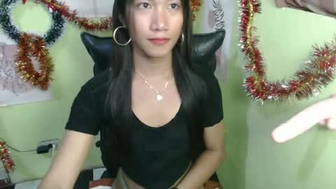 Snapshot of urprincessamara69 chatting on 12-10-24, 04:49 Amara online show from 12-10-24, 04:49