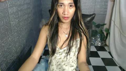 Snapshot of urprincessamara69 chatting on 03-12-25, 05:07 Amara online show from 03-12-25, 05:07
