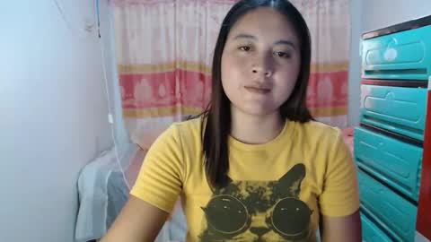 Snapshot of ursain_lyn chatting on 03-08-26, 01:58 Lyn online show from 03-08-26, 01:58