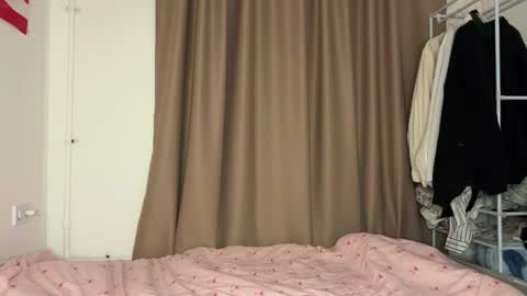 Snapshot of ursaotome chatting on 02-22-26, 03:21 ursaotome online show from 02-22-26, 03:21