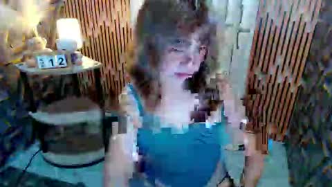 Snapshot of urseductivetranss chatting on 05-12-26, 07:05 urseductivetranss online show from 05-12-26, 07:05