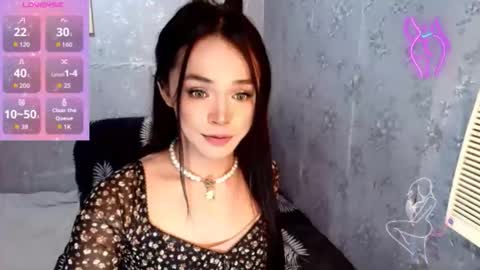 TYRA online show from 12-17-25, 10:38