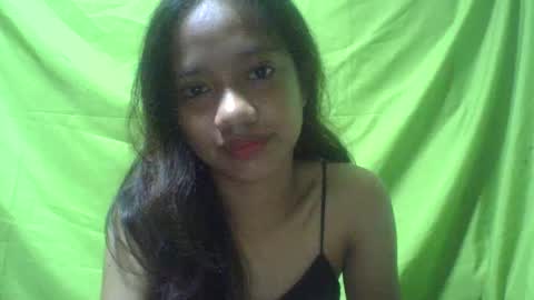 Snapshot of ursexydoll18 chatting on 01-10-25, 10:36 Darlyn room online show from 01-10-25, 10:36