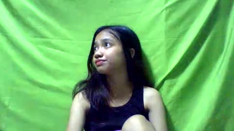 Snapshot of ursexydoll18 chatting on 01-14-25, 07:38 Darlyn room online show from 01-14-25, 07:38