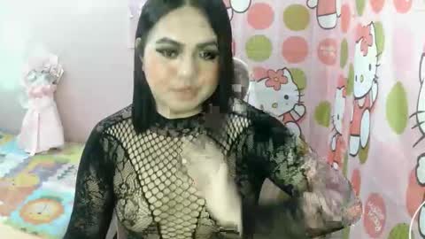 maxie online show from 12-14-25, 07:03