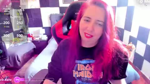 Snapshot of ursula_fire chatting on 09-19-25, 08:31 Ursula Gomez online show from 09-19-25, 08:31