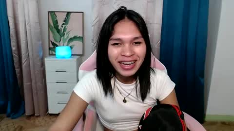 Snapshot of ursweet_zeviixx chatting on 02-01-25, 04:14 ursweet_zeviixx online show from 02-01-25, 04:14