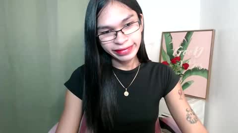 Snapshot of ursweet_zeviixx chatting on 10-11-25, 08:46 ursweet_zeviixx online show from 10-11-25, 08:46