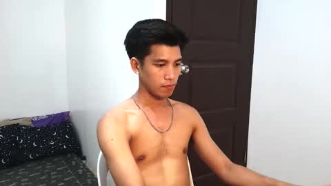 ursweetie_boy online show from 03-25-26, 10:21