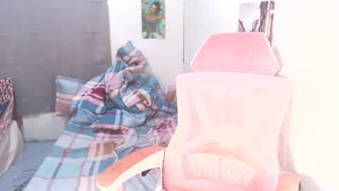 Snapshot of ursweetjena chatting on 02-09-26, 12:09 JEN online show from 02-09-26, 12:09