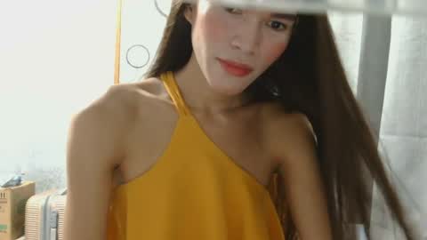 urtrans_sheenlyn online show from 06-29-26, 10:10