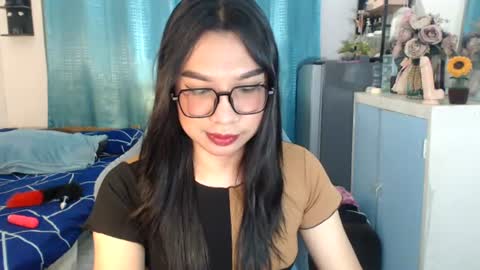 Ashley Kate Mateo Gray online show from 06-12-26, 08:02