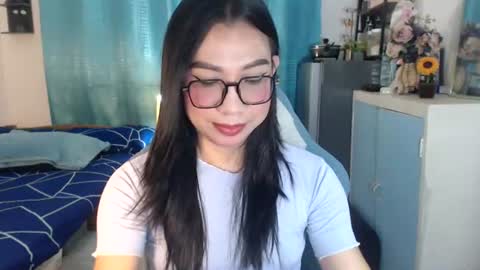 Ashley Kate Mateo Gray online show from 06-25-26, 09:25