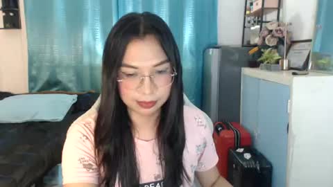 Ashley Kate Mateo Gray online show from 07-28-26, 07:15