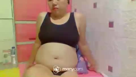 Snapshot of urwildest_dreams69 chatting on 06-17-26, 08:28 ella online show from 06-17-26, 08:28