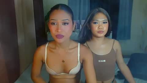 Urwildest farrah online show from 04-18-26, 07:07