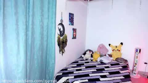    online show from 01-04-25, 01:21