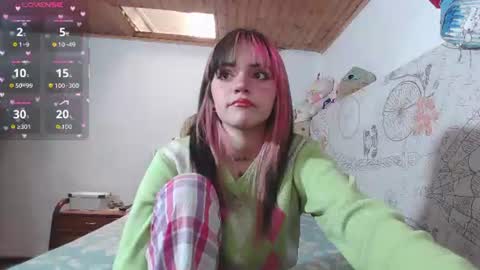 uryukim_ online show from 07-12-26, 04:20