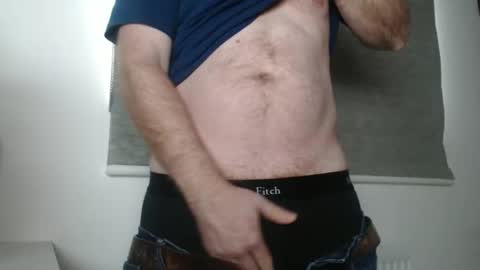 Snapshot of us5030 chatting on 10-04-25, 04:38 US5030 online show from 10-04-25, 04:38