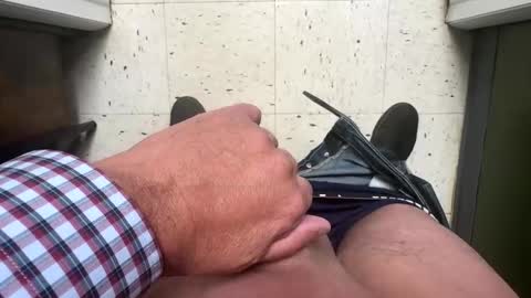 Snapshot of usabound chatting on 11-24-25, 09:47 usabound online show from 11-24-25, 09:47