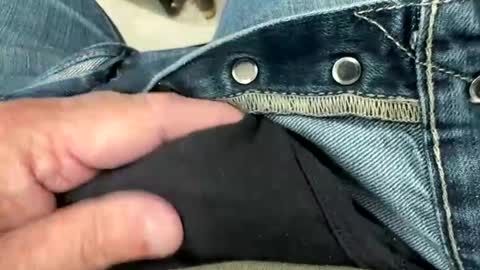 Snapshot of usabound chatting on 12-03-25, 01:53 usabound online show from 12-03-25, 01:53