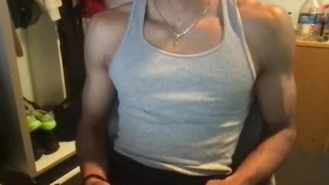 Snapshot of usain795604 chatting on 03-14-26, 10:26 DrewBolt online show from 03-14-26, 10:26