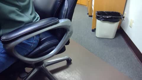 useemie online show from 12-17-24, 07:37