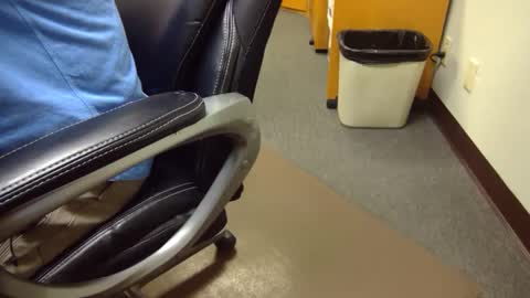 useemie online show from 02-11-25, 11:01