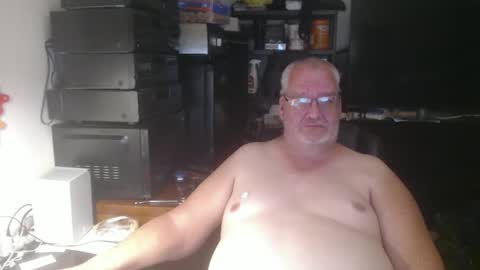 Eric online show from 10-12-25, 04:11