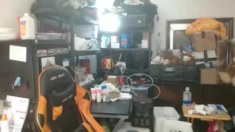 Eric online show from 06-05-26, 02:07