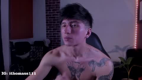Snapshot of usserrivera chatting on 05-15-26, 01:45 rivera online show from 05-15-26, 01:45