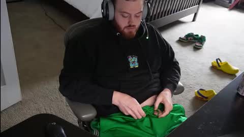 v_for_veng online show from 03-15-26, 06:03