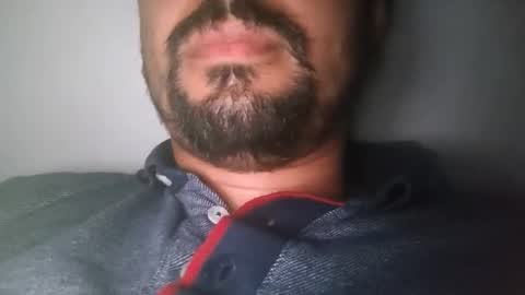 Snapshot of vacachos chatting on 12-22-25, 04:42 vacachos online show from 12-22-25, 04:42