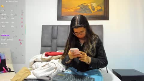 Vahiolet smith online show from 07-07-26, 12:20