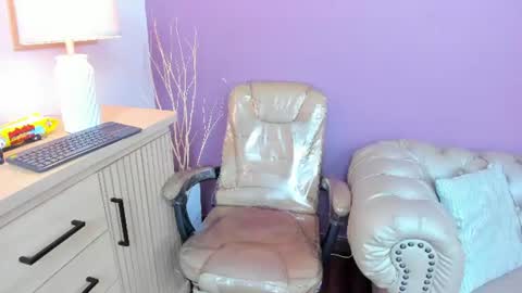Vaiolet Harris online show from 06-22-26, 11:51