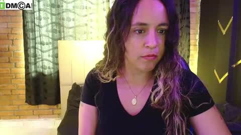 Snapshot of vaiolet_lux chatting on 03-11-26, 08:26 vaiolet online show from 03-11-26, 08:26