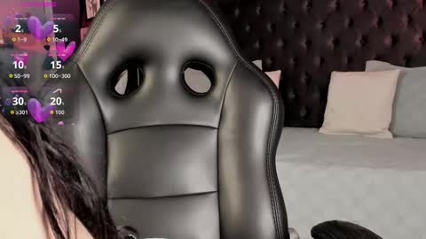 Vaioleth online show from 12-13-25, 09:09