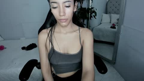 Vaioleth online show from 05-07-26, 01:49