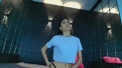 V A I O L E T T  S M I T H online show from 02-27-25, 01:49