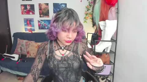 Vaiolet1314 online show from 04-26-26, 02:37