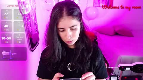 Snapshot of val_angelll chatting on 03-14-26, 03:45 valentina online show from 03-14-26, 03:45
