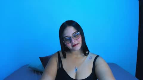 Valeria online show from 09-11-25, 02:22