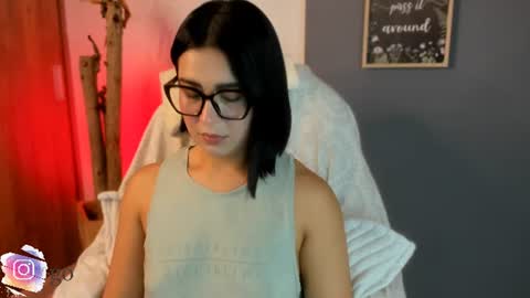 Snapshot of val_varago chatting on 07-07-26, 11:53 val_varago online show from 07-07-26, 11:53