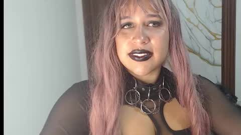 Snapshot of valen_ross7 chatting on 03-08-26, 10:30 valen_ross7 online show from 03-08-26, 10:30